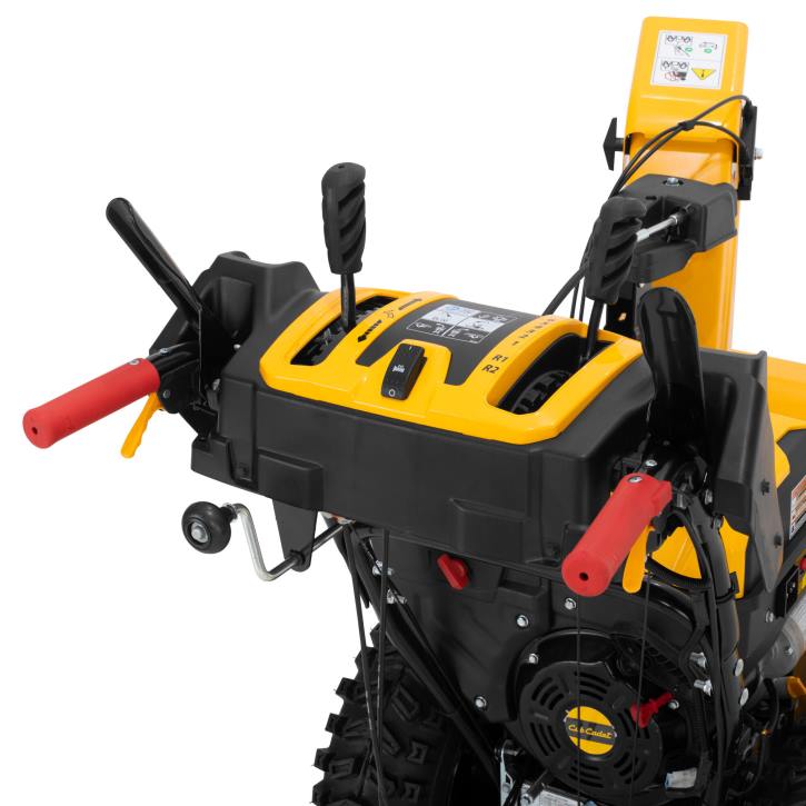 Cub Cadet Traktorek 2XD0229 | Cub Cadet 3 odśnieżarki 28\" Intellipower sprzęt